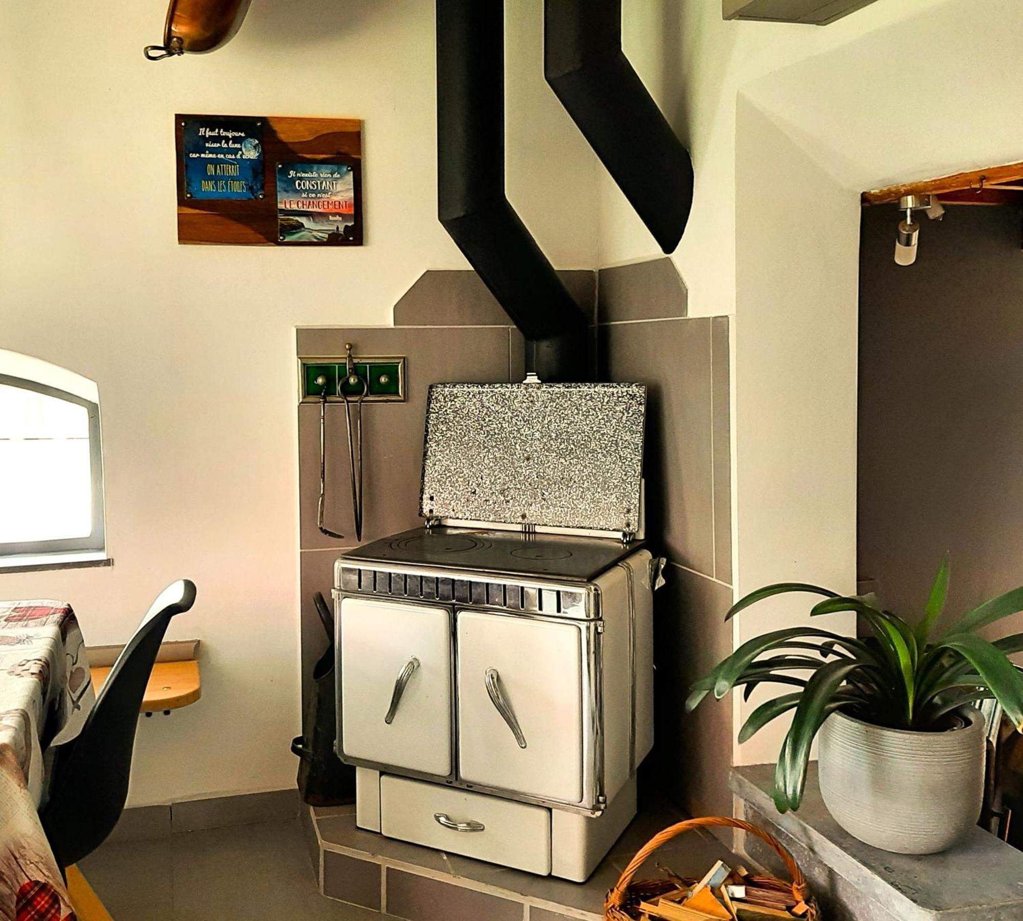 Ferienwohnung Aux Deux Amis Stavelot Exterior foto